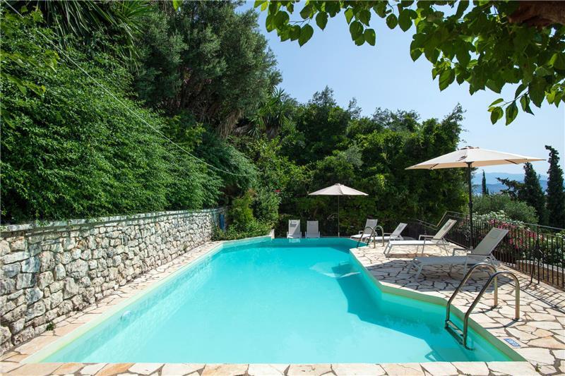 Villa in Kassiopi, photograph 22