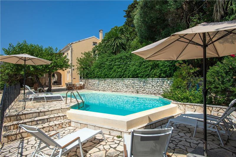 Villa in Kassiopi, photograph 24