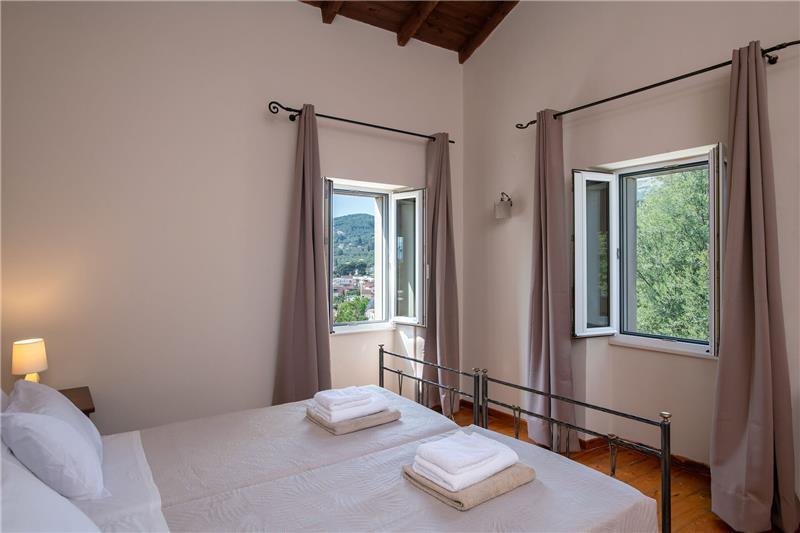 Villa in Kassiopi, photograph 17