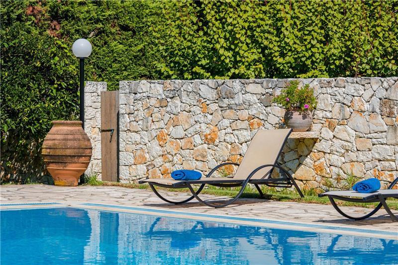 Villa in Kassiopi, photograph 7