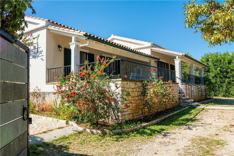 Villa in Kassiopi, photograph 23