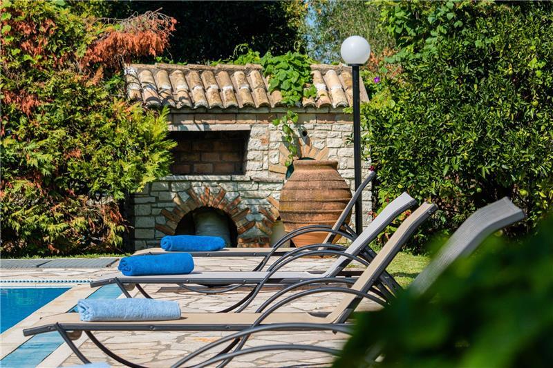 Villa in Kassiopi, photograph 9