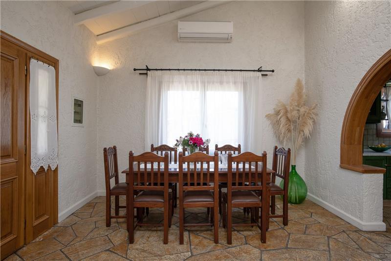 Villa in Kassiopi, photograph 8