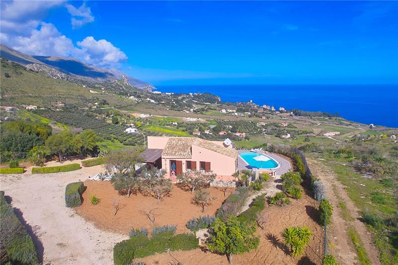 Sea-view villa in Castellammare del Golfo, photograph 24