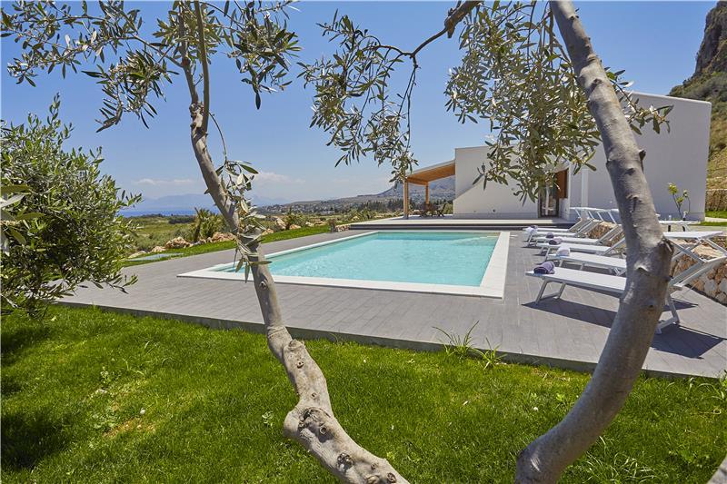 Sea-view villa in Castellammare del Golfo, photograph 19