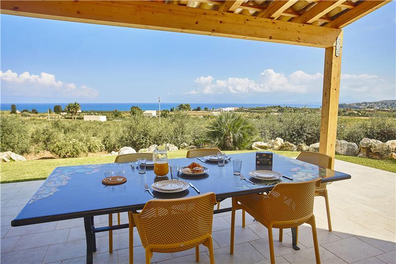 Sea-view villa in Castellammare del Golfo, photograph 24