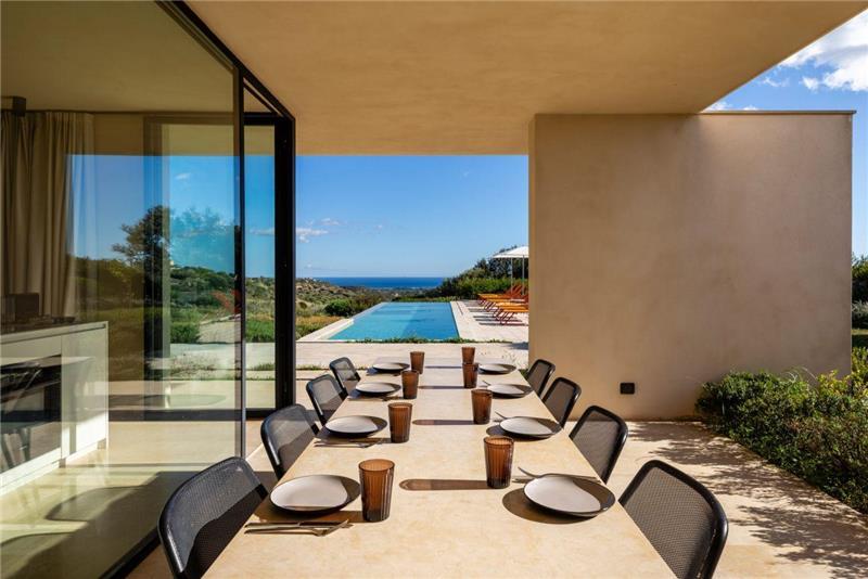 Sea-view villa in Noto, photograph 3