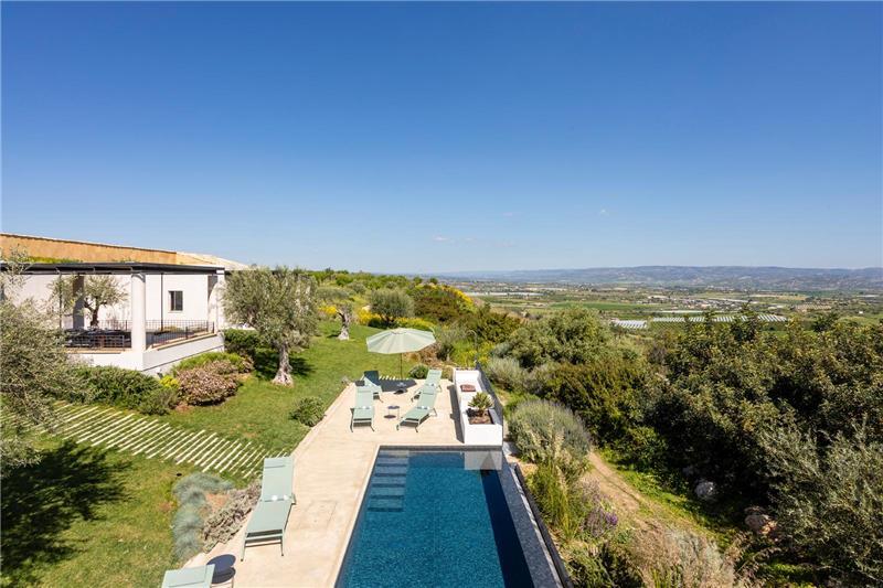 Villa in Noto, photograph 17