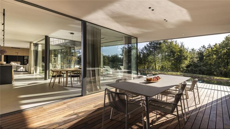 2 Bedroom Villa with Infinity Pool in Buzet, Istria, Sleeps 4