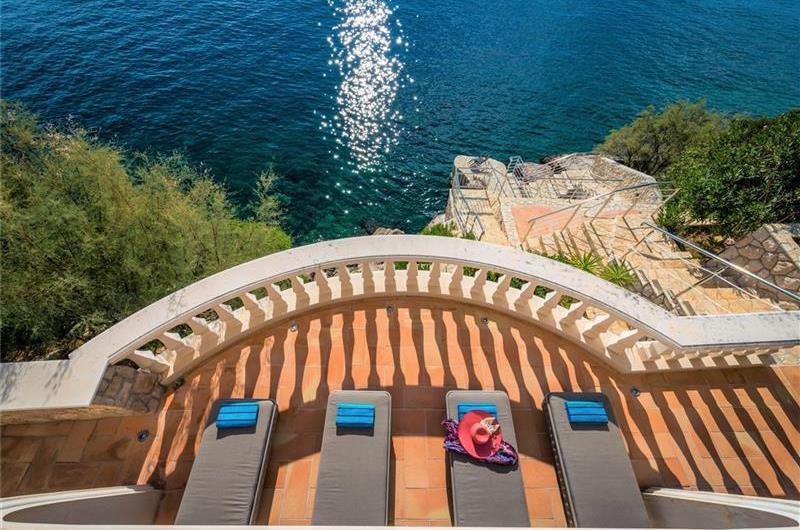 Luxury 5 Bedroom Villa with Heated Pool, Jacuzzi, Steam Room and Sea Views in Lozica near Dubrovnik, Sleeps 10