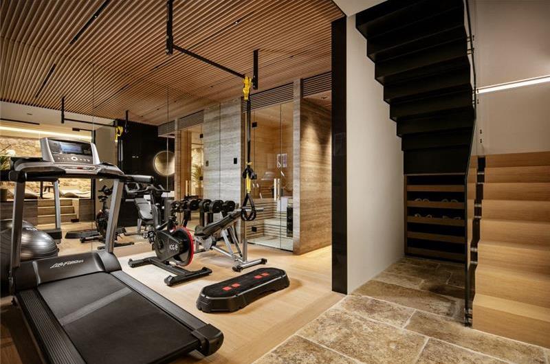 Luxury 3 Bedroom Villa with Jacuzzi, Sauna and Gym in Dubrovnik Old Town, Sleeps 6