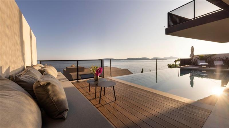 Luxury 4 Bedroom Villa with Heated Infinity Pool, Sauna, Gym, Jacuzzi and Sea Views in Vrbica, near Dubrovnik, Sleeps 8