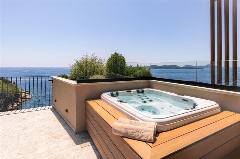 Luxury 5 Bedroom Villa with Heated Infinity Pool, Sauna, Gym, Jacuzzi and Sea Views in Vrbica, near Dubrovnik, Sleeps 10