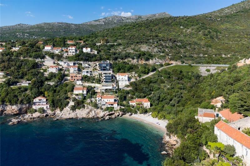 Luxury 5 Bedroom Villa with Heated Infinity Pool, Sauna, Gym, Jacuzzi and Sea Views in Vrbica, near Dubrovnik, Sleeps 10