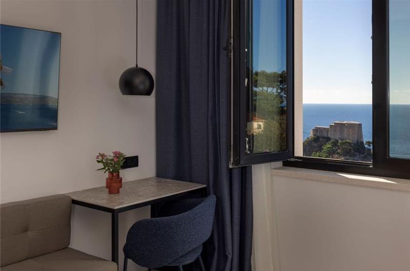 7 Bedroom Villa with Infinity Pool and Sea Views in Dubrovnik, Sleeps 14
