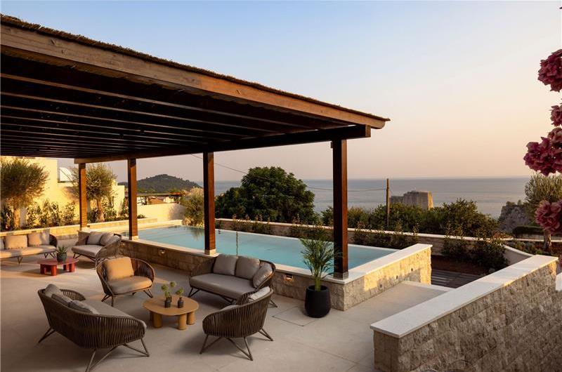 7 Bedroom Villa with Infinity Pool and Sea Views in Dubrovnik, Sleeps 14