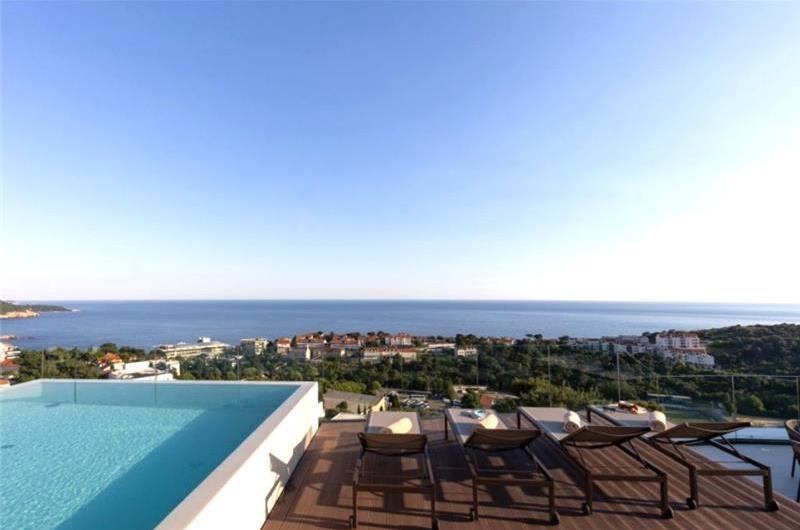 6 Bedroom Villa with Heated Infinity Pool and Sea Views in Dubrovnik, Sleeps 12