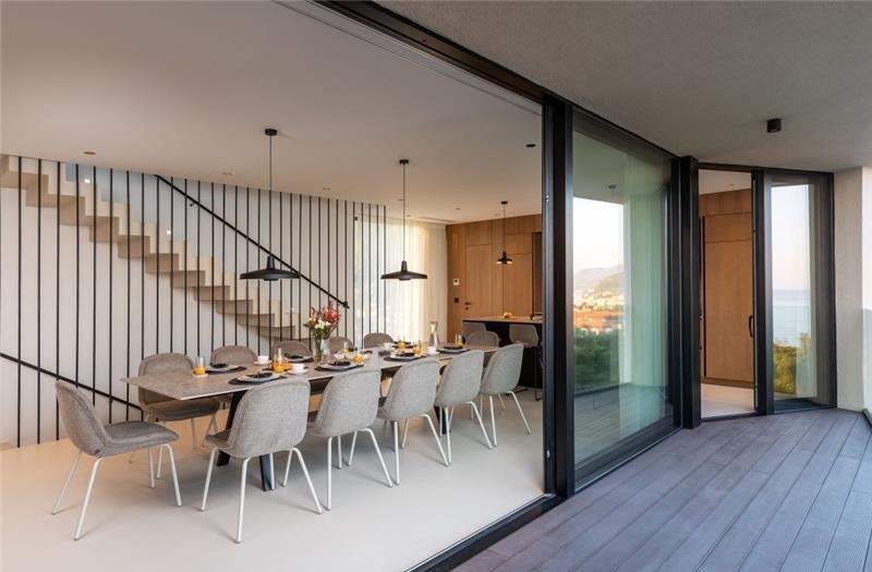 6 Bedroom Villa with Heated Infinity Pool and Sea Views in Dubrovnik, Sleeps 12