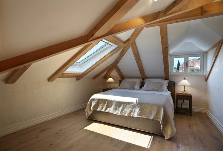 Luxury 5 Bedroom Villa with Heated Pool and Sea Views in Dubrovnik, Sleeps 10
