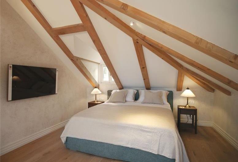 Luxury 5 Bedroom Villa with Heated Pool and Sea Views in Dubrovnik, Sleeps 10
