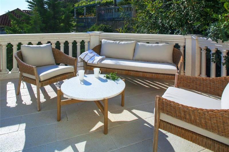 Luxury 5 Bedroom Villa with Heated Pool and Sea Views in Dubrovnik, Sleeps 10