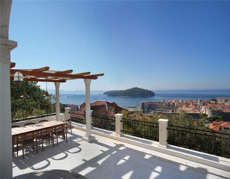 Sea-view villa in Dubrovnik, photograph 4