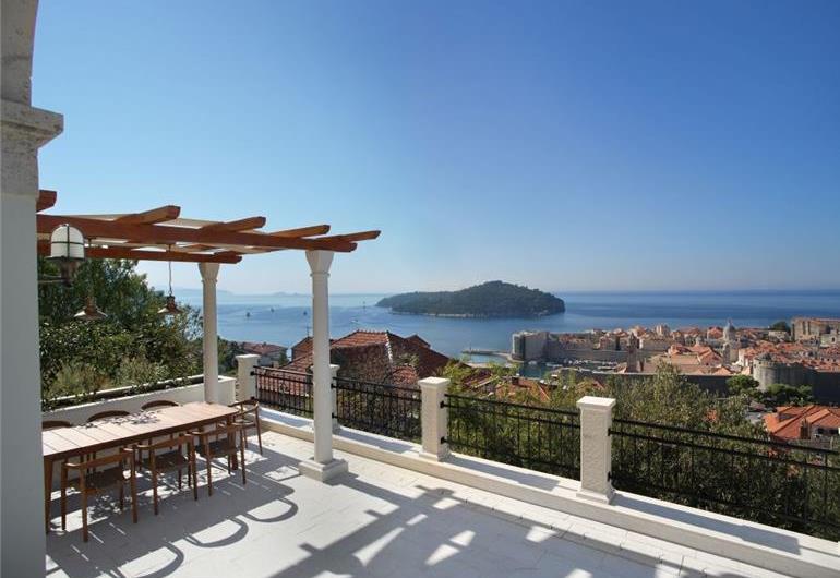 Luxury 5 Bedroom Villa with Heated Pool and Sea Views in Dubrovnik, Sleeps 10