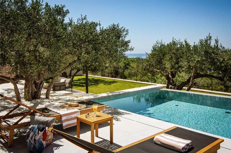 6 Bedroom Villa with Heated Infinity Pool and Sea Views in Orašac, Dubrovnik Riviera, sleeps 10-12
