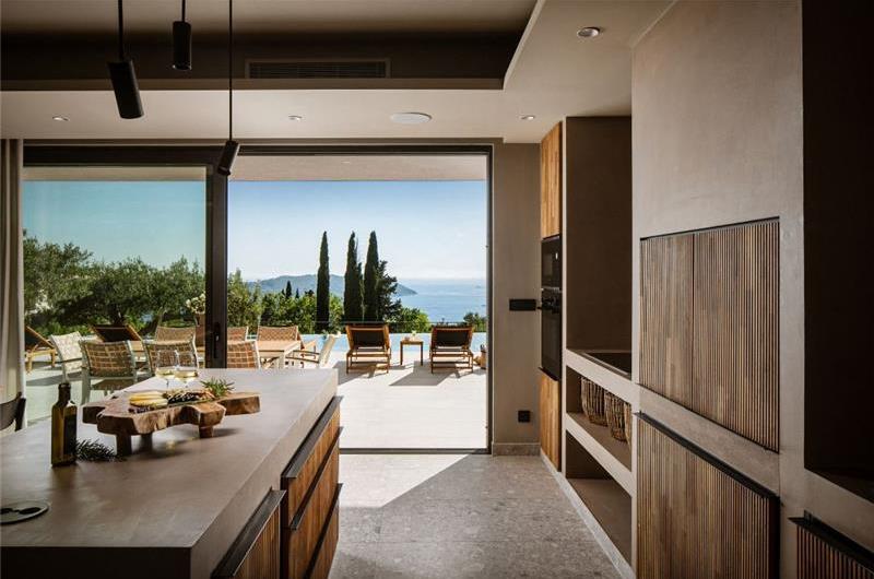 6 Bedroom Villa with Heated Infinity Pool and Sea Views in Orašac, Dubrovnik Riviera, sleeps 10-12