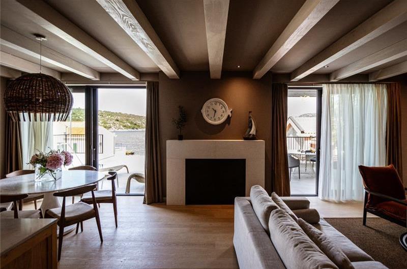 3 Bedroom Villa with Infinity Pool and Sea Views in Slano, Dubrovnik, Sleeps 6
