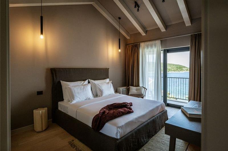 3 Bedroom Villa with Infinity Pool and Sea Views in Slano, Dubrovnik, Sleeps 6