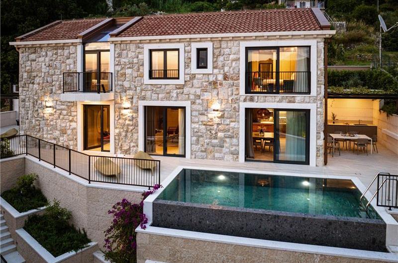 3 Bedroom Villa with Infinity Pool and Sea Views in Slano, Dubrovnik, Sleeps 6