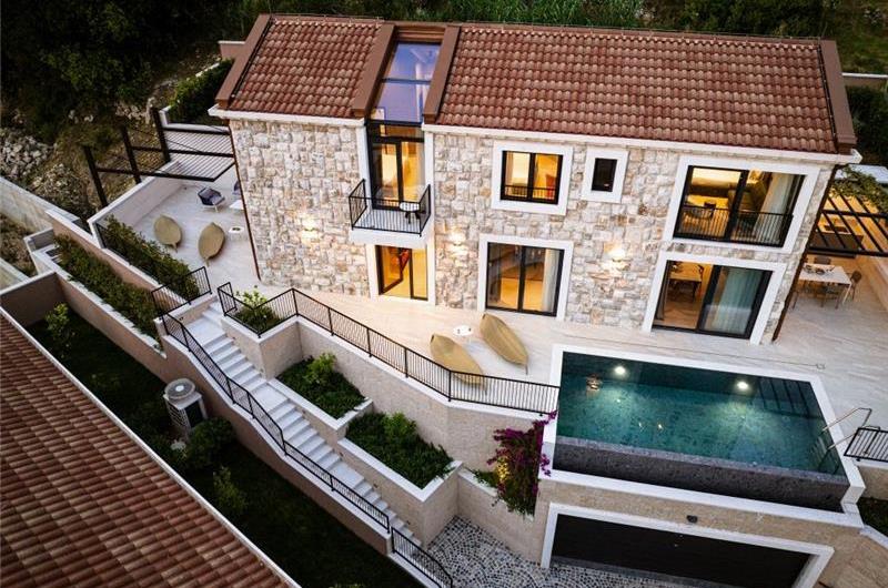 3 Bedroom Villa with Infinity Pool and Sea Views in Slano, Dubrovnik, Sleeps 6