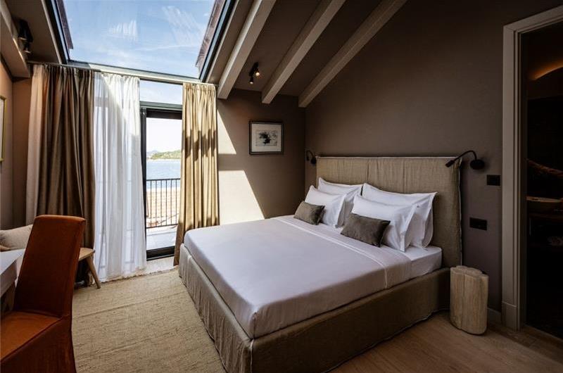 3 Bedroom Villa with Infinity Pool and Sea Views in Slano, Dubrovnik, Sleeps 6