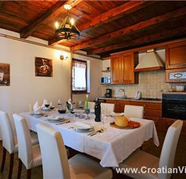 4 Bedroom Istrian Villa with Pool, Sleeps 8-10