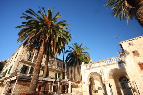 Sea-view villa in Hvar Town, photograph 20